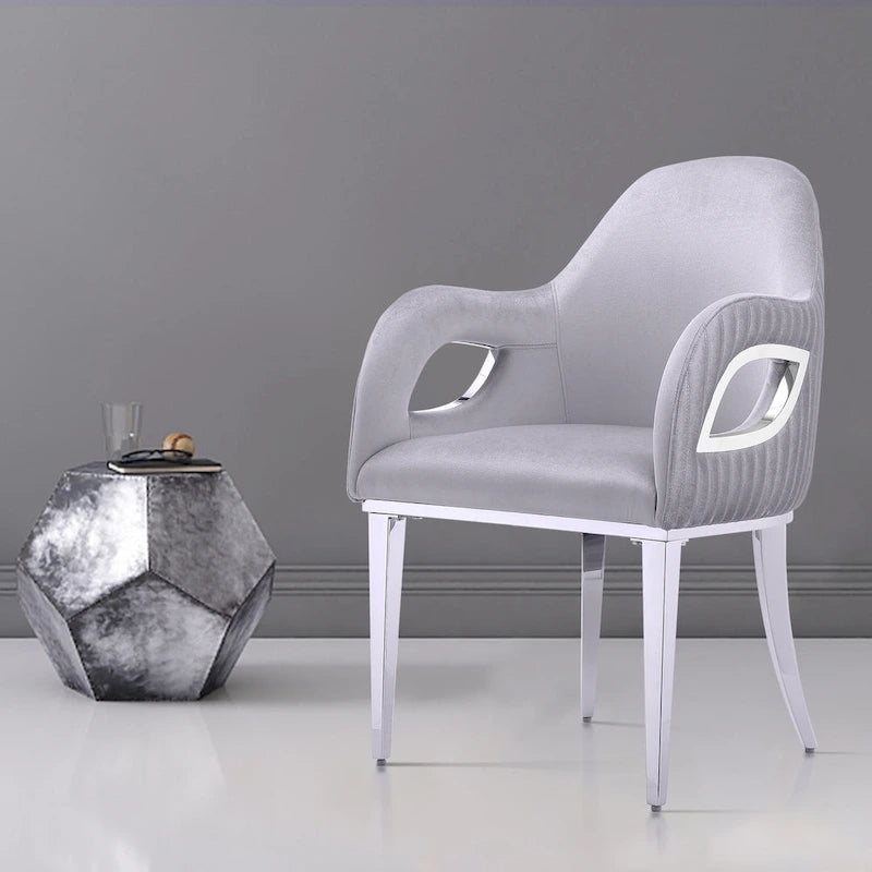 Chaise de salle à manger en velours avec accoudoirs en métal et pieds en acier inoxydable
