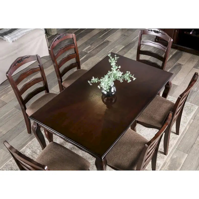 Table à manger traditionnelle en noyer foncé